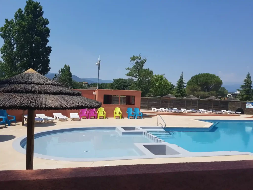 camping pyrénées montagne avec piscine